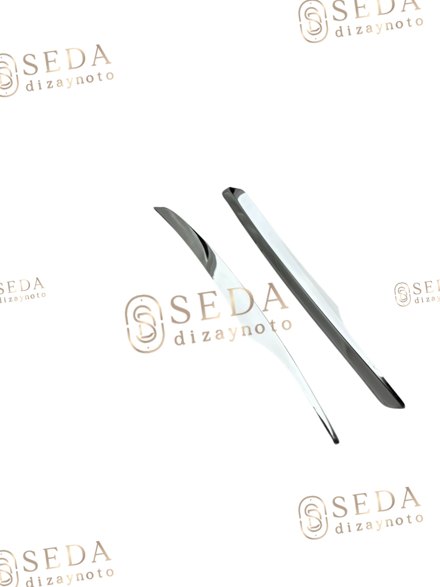 VW Caddy 2015 > Mini Van 2015 > Sis Far Alt Çıtası 2 Prç. P. Çelik - Görsel 2